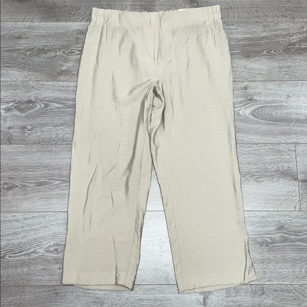NWT Chico’s Khaki Fluid Crinkle Crop Pant The Ultimate Fit Chico’s 1.5 (US M/10) - Picture 7 of 16